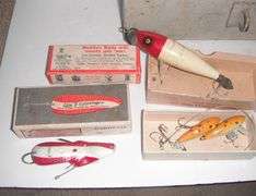 Grampa's Old Tackle Box from the 1950's w/ several nice Lures & Boxes