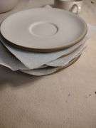 Heath set of dishes 32 pieces