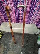 2 Canes