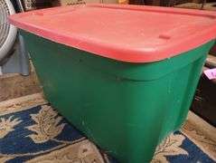 20 Gallon tote with Christmas items