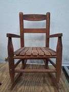 Small rocking chair. 2a