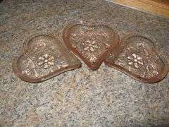 SMALL CANDY-COIN-NUTS DISH-CARD RELATED-CLOVER-HEART