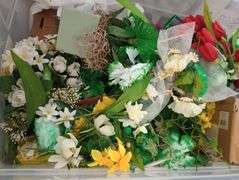 Sterilite 56qt tote of flowers