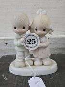 Vintage Collectible Figurines. 4D