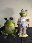 2 Frog lawn ornaments 1 with solar lights