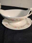 Homer Laughlin China 5 serving dishes