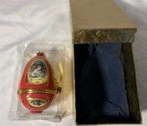 Mr Christmas 2007 Music Box Egg Shaped Hand-paint Trinket Box