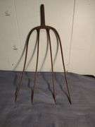 2 Vintage forks