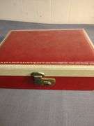 Jewelry box with jewelry