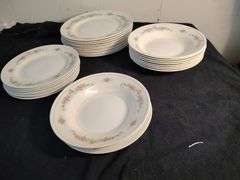 Homer Laughlin China 11 dinner plates, 9 small. plates & 9 bowls