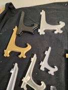 Plate holders and displays