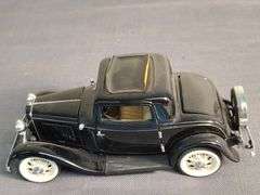 Franklin Mint 1932 Ford Deuce Coupe with certificate