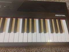 ALESIS RECITAL DIGITAL PIANO