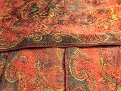 2 Pillows and stand covers