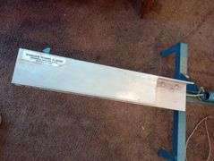 Clay pigeon skeet thrower