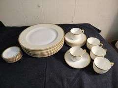 Bavaria China 23 pieces