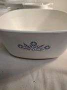Corning Ware dishes with lids