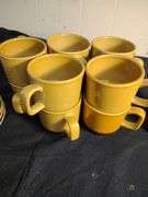 Le Mesa Stoneware 10 cups 9 saucer & creamer