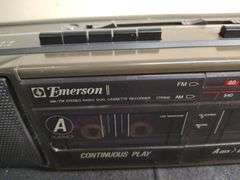 Emerson AM/FM radio dual cassette recorder tested and works