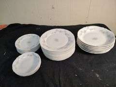 Bavaria China 6 bowls & 9 plates & 4 berry bowls & 6 plates