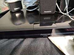 Panasonic Blue Ray Disc player with speakers and remote
