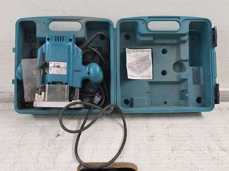 Makita Router (3620) with Hard Case. 6D - Lil Dusty Online Auctions ...