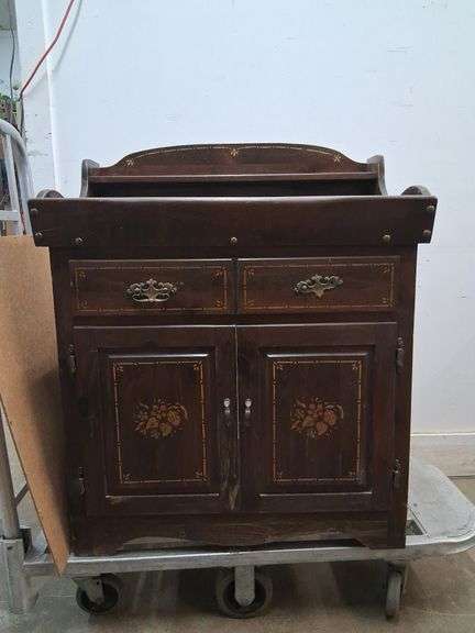 Vintage cabinet