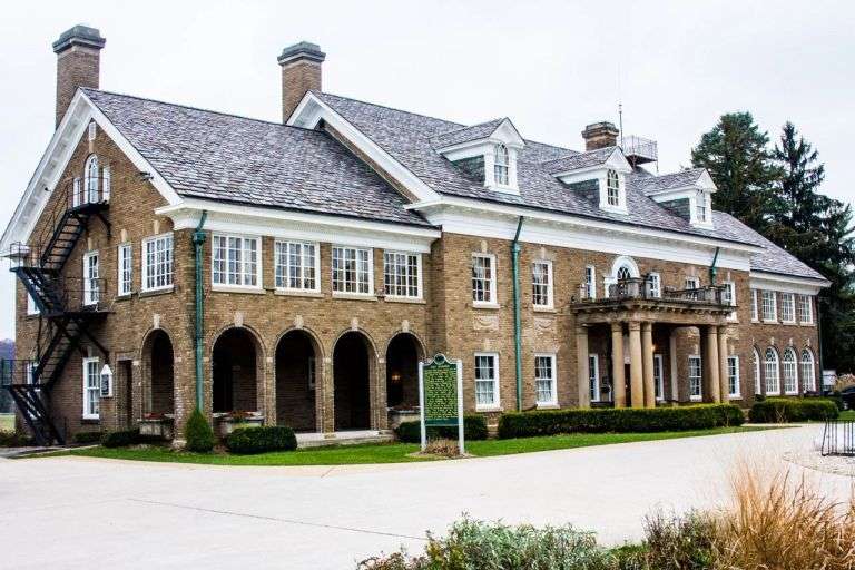 2-Night Stay at The Felt Estate for 12 People (Value: $5,000)