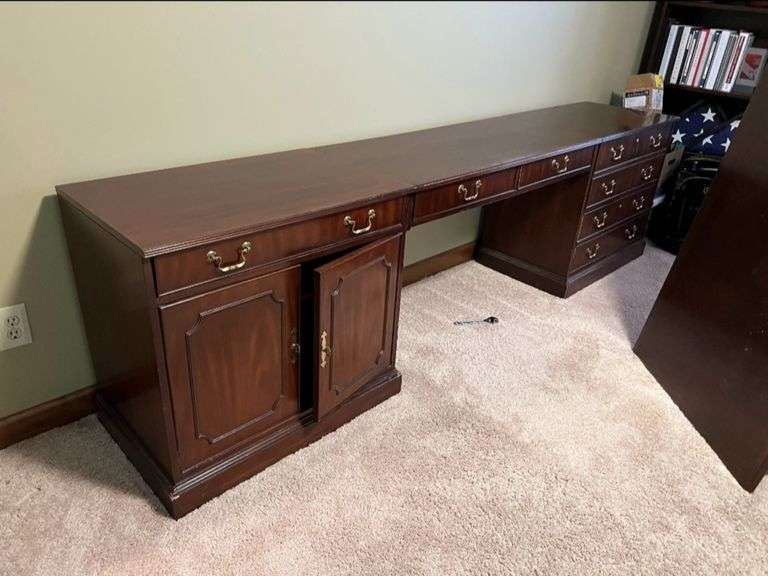 Large desk