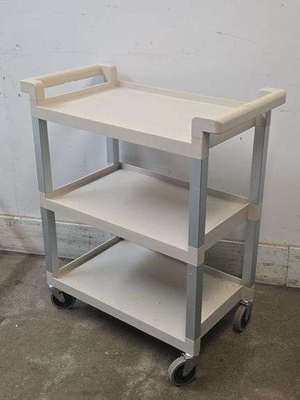 Rubbermaid Tuffmade 3-Tier Utility Cart