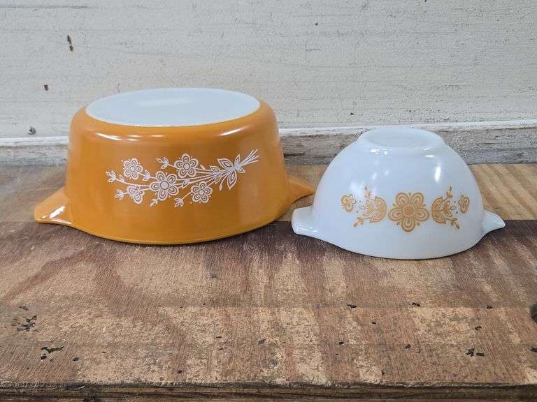 Vintage Butterfly Gold Cinderella Pyrex Mixing Bowl & Casserole Dish. 5B