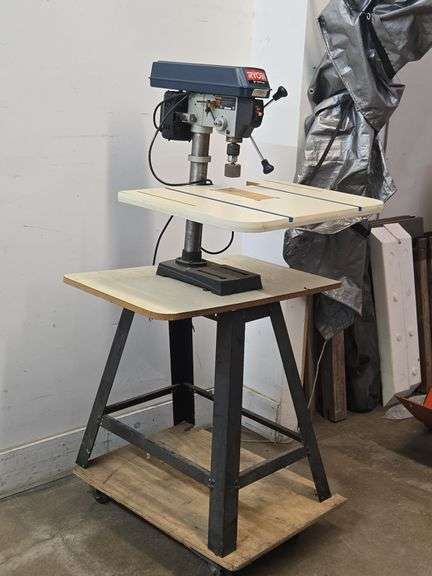 Ryobi 10" Drill Press with Stand (BIN $125)
