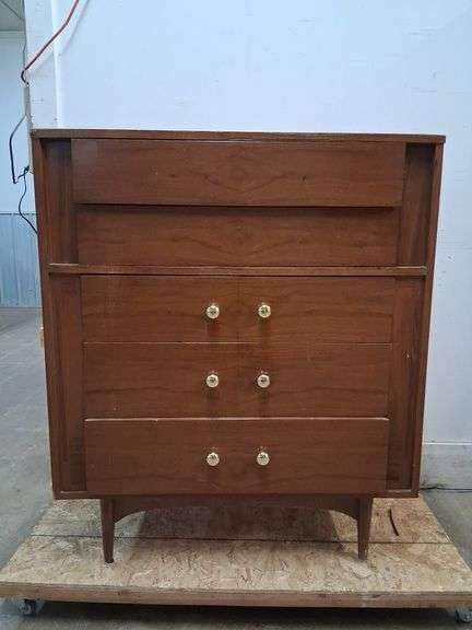 Kroehler 5 drawer dresser, approx 37 x 19.5 x 43 in