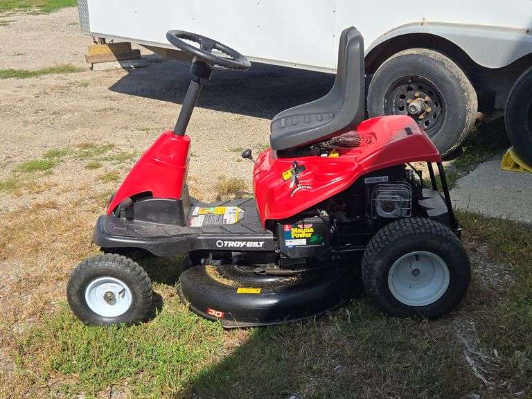 Troy Bilt TB30R Riding Mower