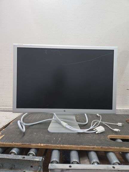Apple Cinema HD Display A1082 23" Aluminum 1920x1200 LCD Monitor. 9A
