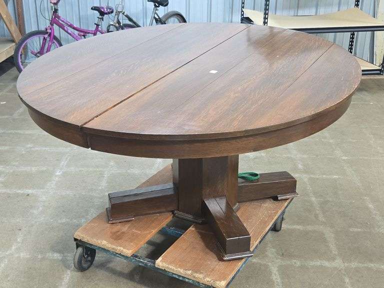 Vintage Mission Oak Arts & Crafts-Style Pedestal Extension Dining Table