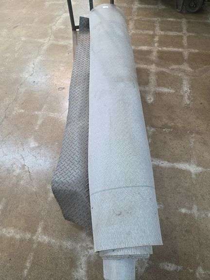 Large roll rubber flooring