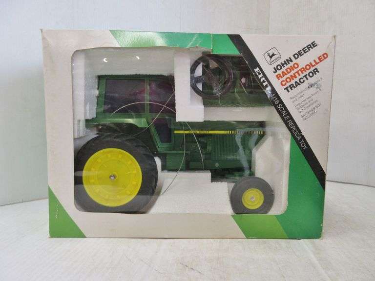 1980s John Deere Remote Control Tractor, This is the Early Version