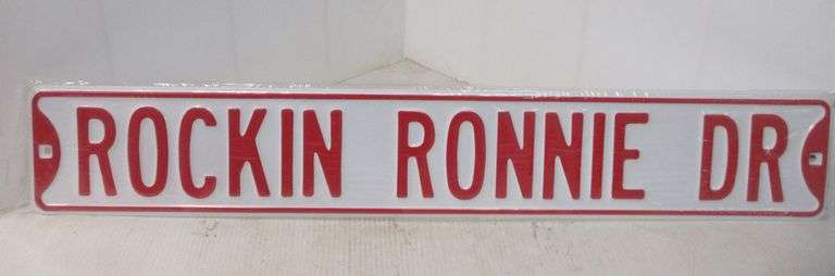 Rockin R Sign Rockin Ronnie Metal/Porcelain Sign - Albrecht Auction Service