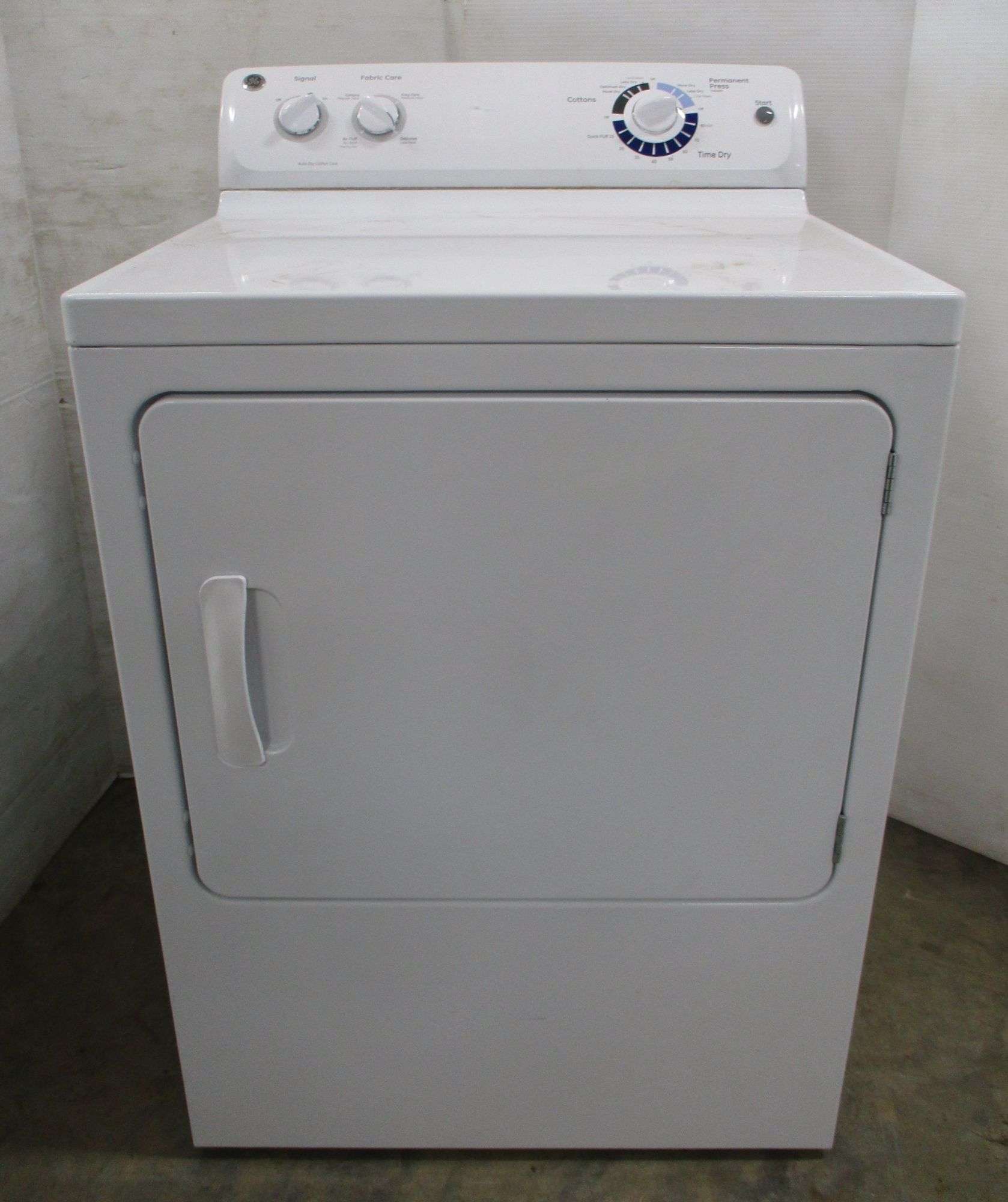GE electric dryer, model GTDP180EDOWW, 27