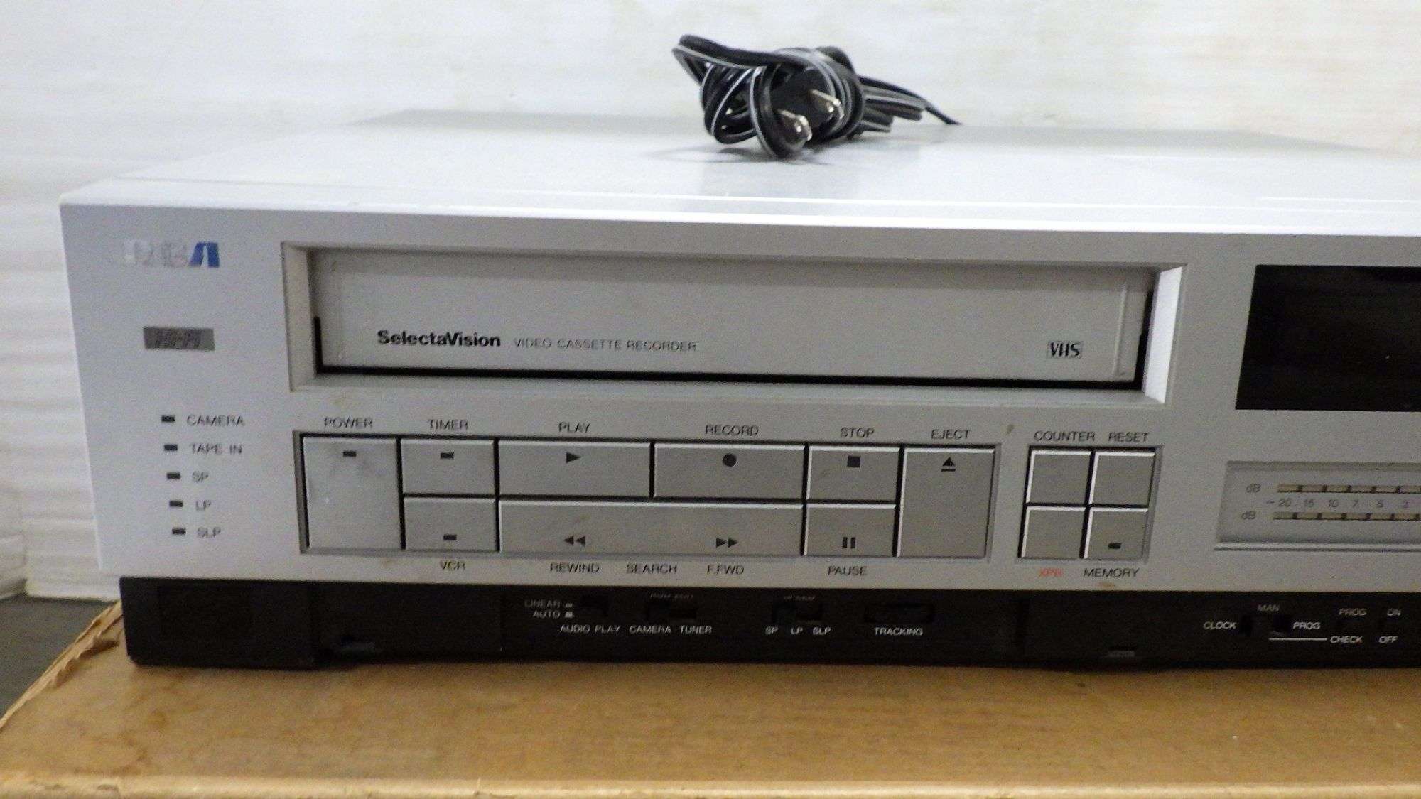 RCA VCR VKT-550, Selecta vision, video cassette record, NIB