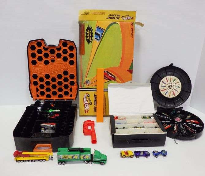 (30) Older Hot Wheels and Johnny Lightning cars, (3) Hot Wheels