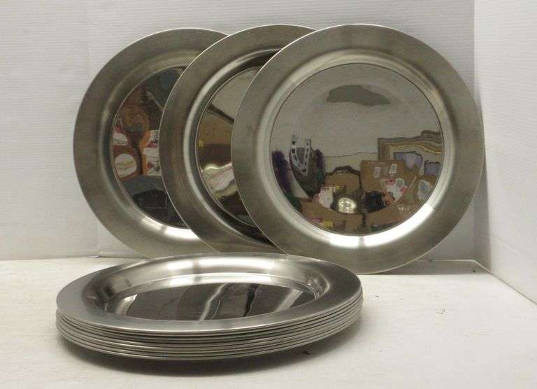Retaining Tray (12) Heavy round retainer trays, 15