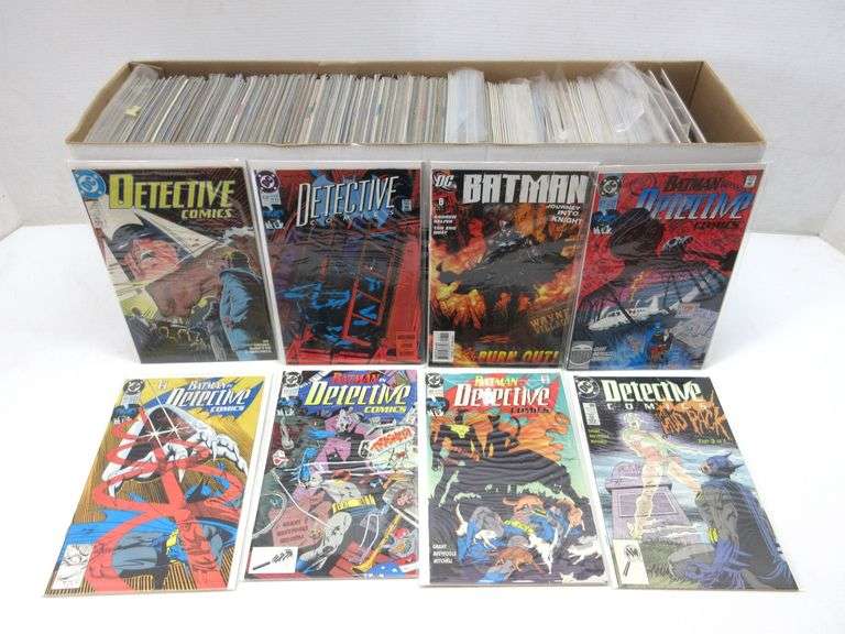 (342) Comic books, all Batman by DC, many annuals and graphic novels ...