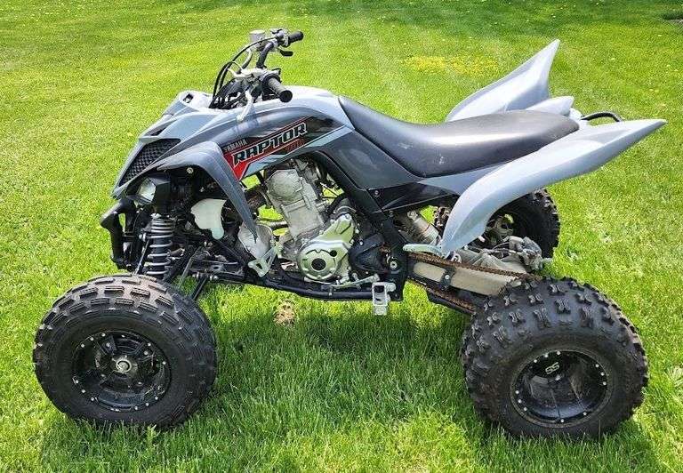 2018 Yamaha 700 Raptor Quad, One Owner, Very Little Use, Clean and ...