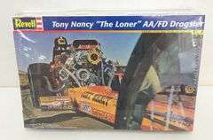 Tony Nancy 'The Loner' 1/16スケール ORIGINAL 1972 H1480 Tony Nancy The Loner AA/FD Dragster 1:16