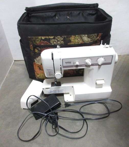 Brother VX1120 sewing machine, works, everything included Albrecht