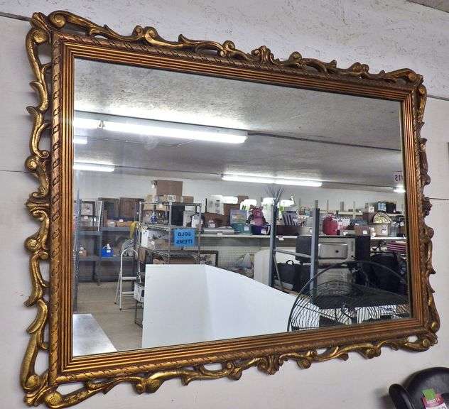 Vintage gold wood frame mirrors, 31" x 43", mirror is clear, no flaws, very good Albrecht
