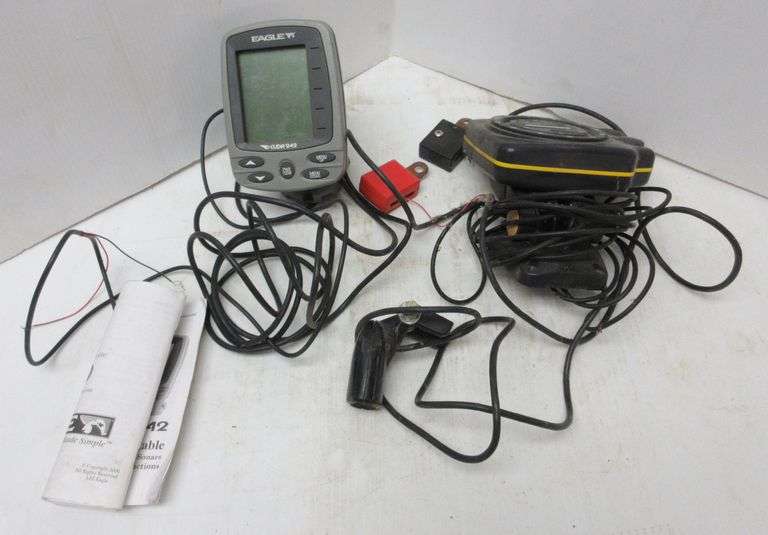 Eagle fish finder with manual and hummingbird flasher Albrecht
