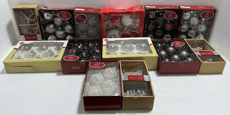 (13) Holiday Living Allen Roth glass ornaments, clear, etched glass ...
